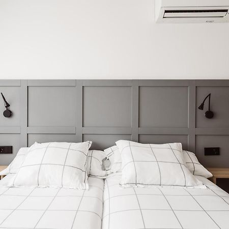 Exclusive Rooms In The Heart Of The City Madrid Esterno foto