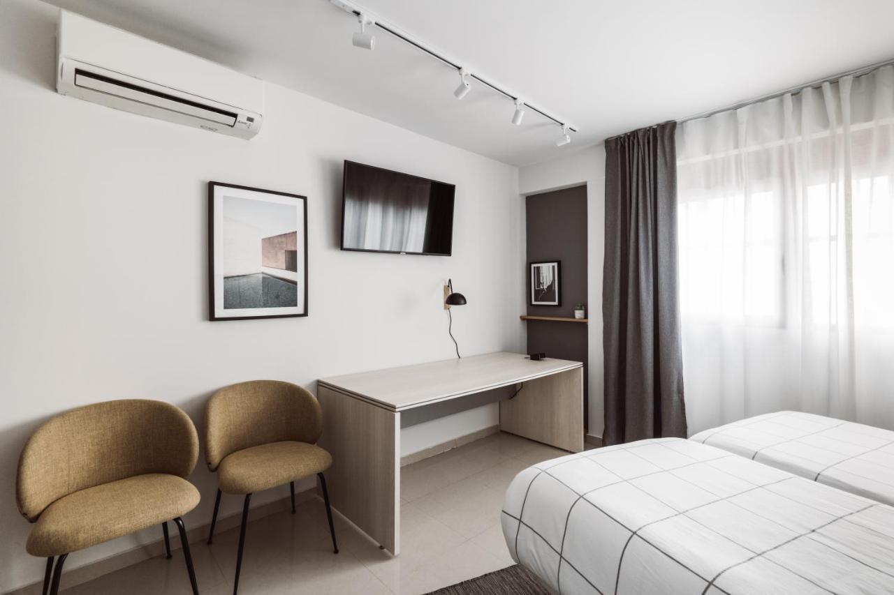 Exclusive Rooms In The Heart Of The City Madrid Esterno foto