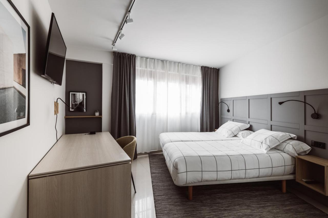 Exclusive Rooms In The Heart Of The City Madrid Esterno foto