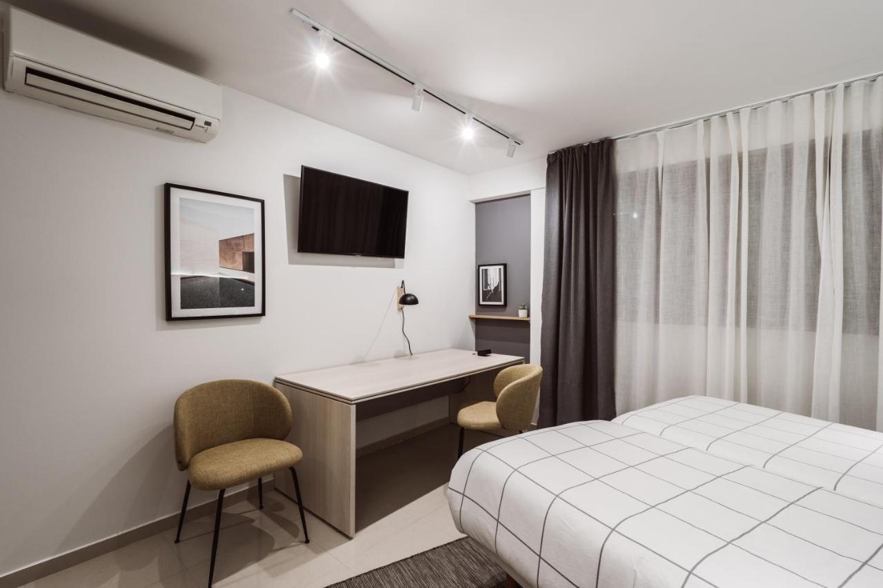Exclusive Rooms In The Heart Of The City Madrid Esterno foto