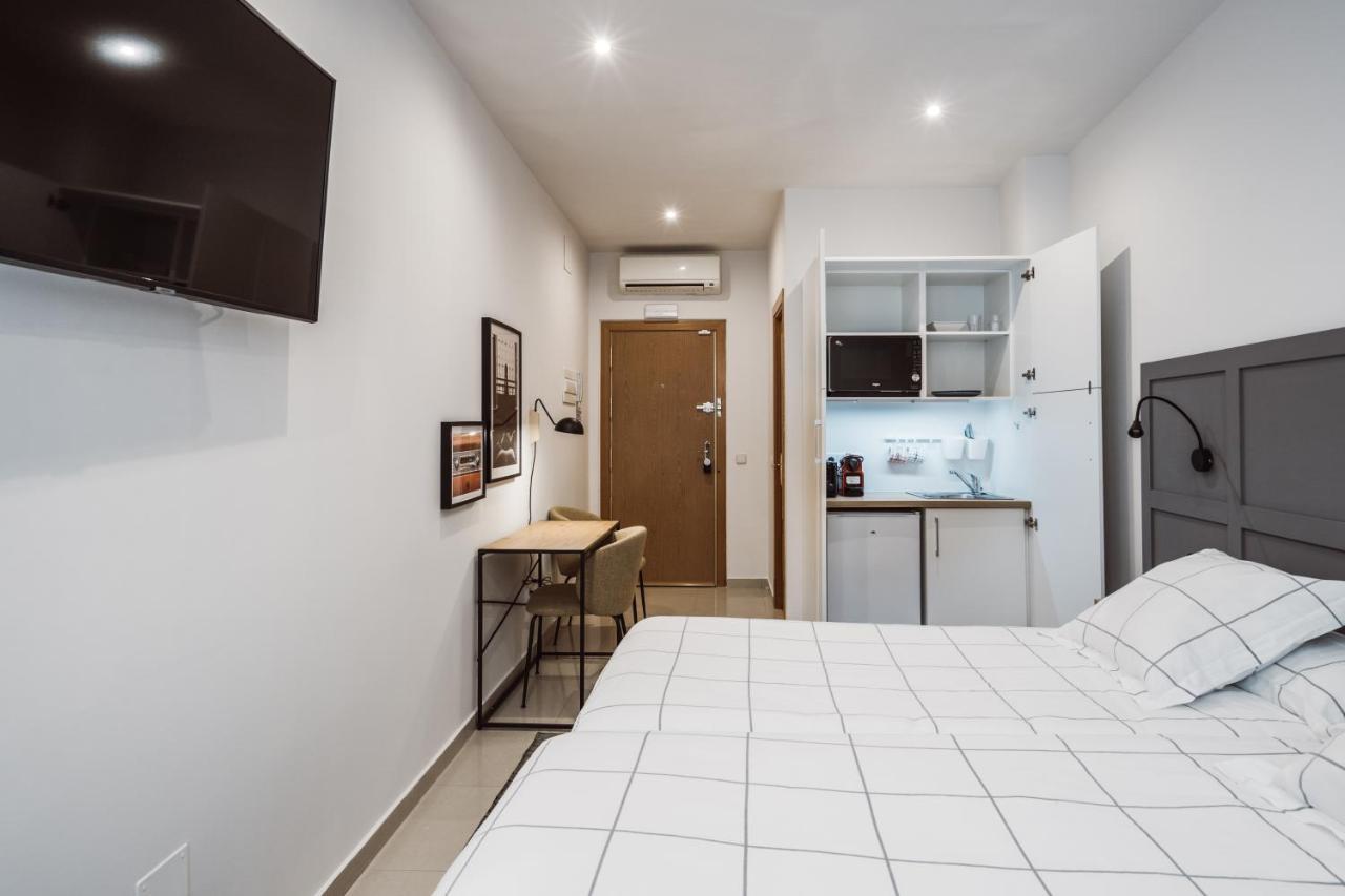 Exclusive Rooms In The Heart Of The City Madrid Esterno foto