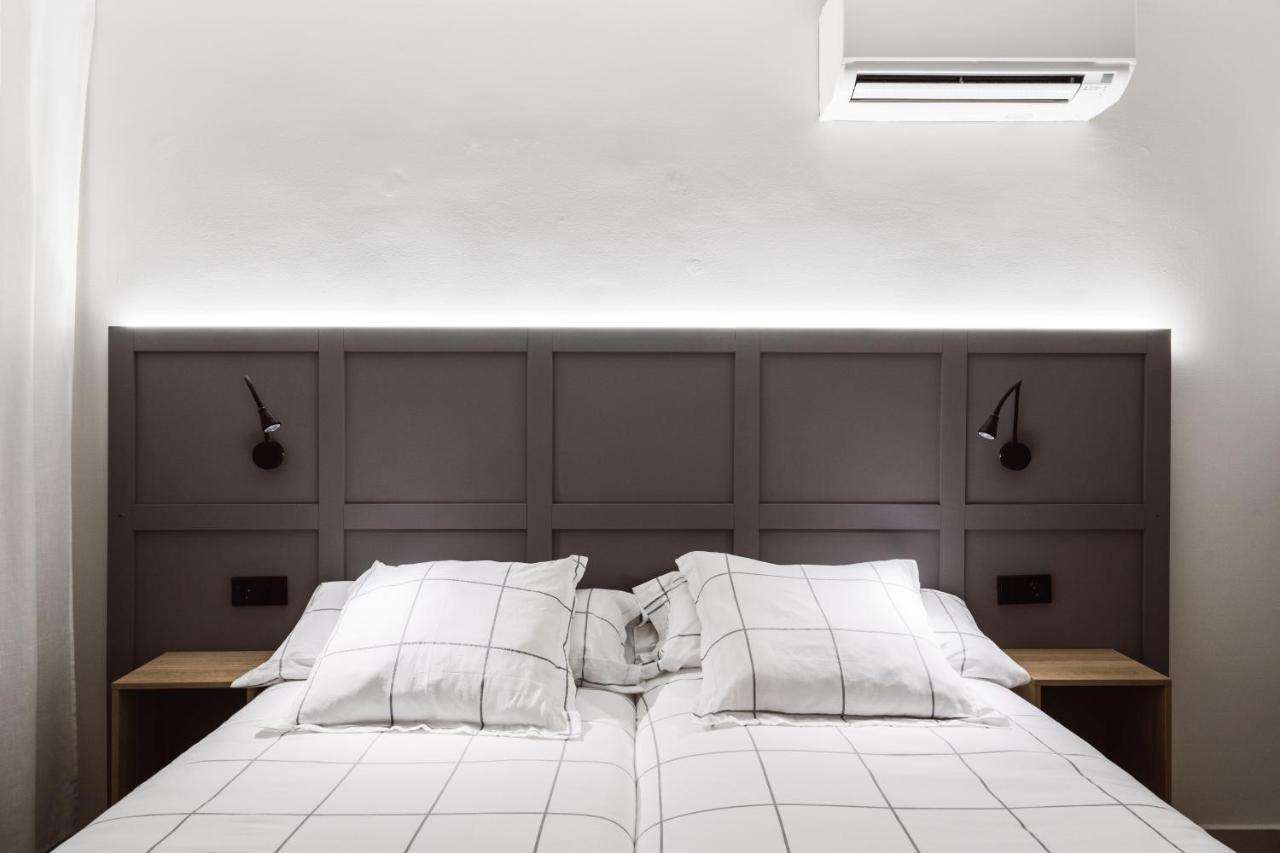 Exclusive Rooms In The Heart Of The City Madrid Esterno foto