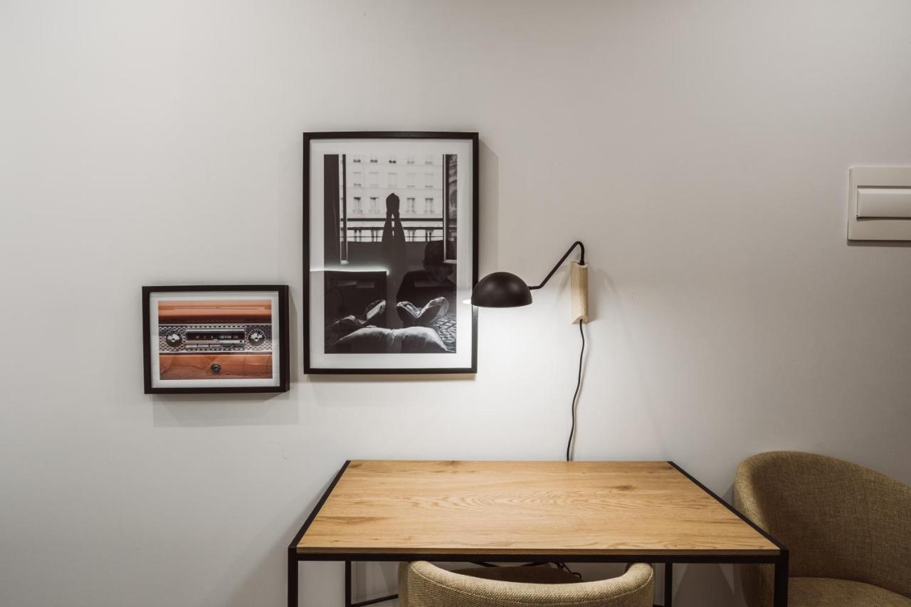 Exclusive Rooms In The Heart Of The City Madrid Esterno foto