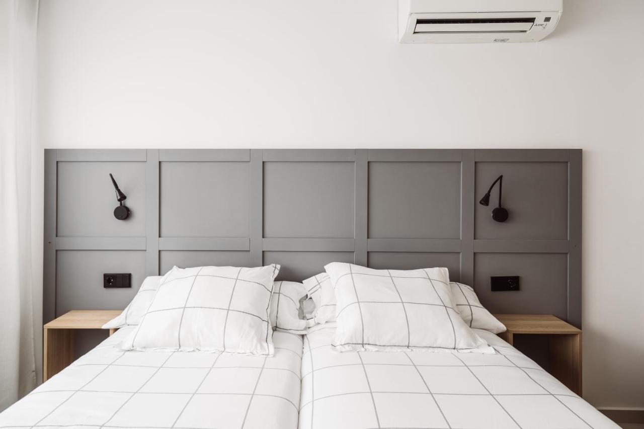 Exclusive Rooms In The Heart Of The City Madrid Esterno foto